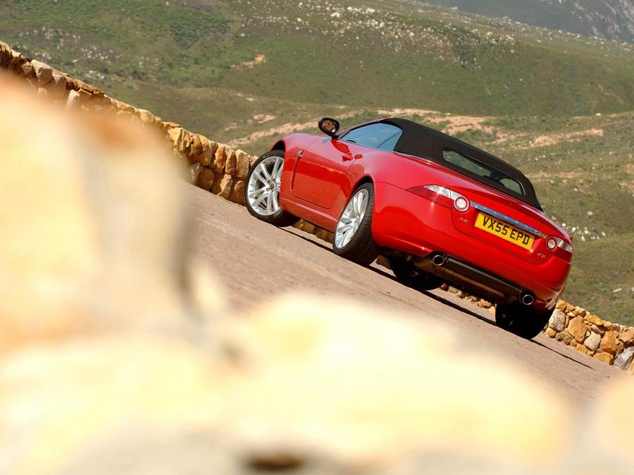  Jaguar XK Convertible 2007 года  (UK) (фото 18 из 28)